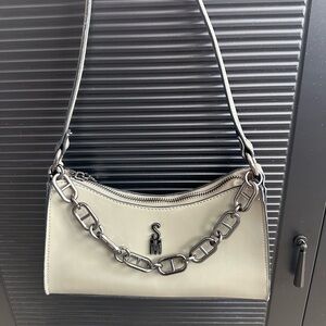 Olive green Steve Madden shoulder bag with chain